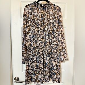 Versona dress XL